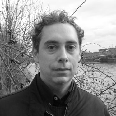 260320 potrait alex square 4